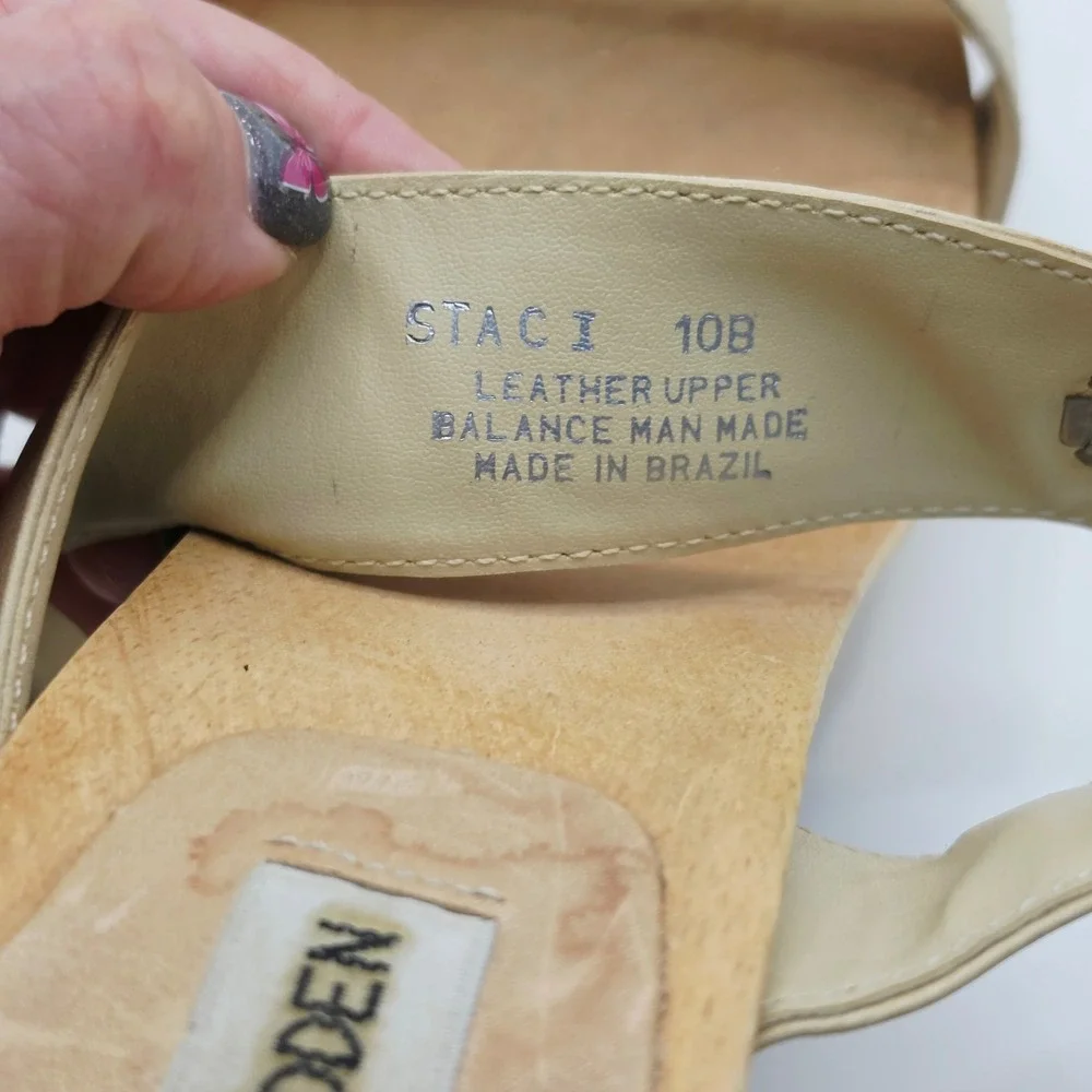 Steve Madden Staci Platform Sandals Womens 10B Beige Wood Leather Buckle Slides
